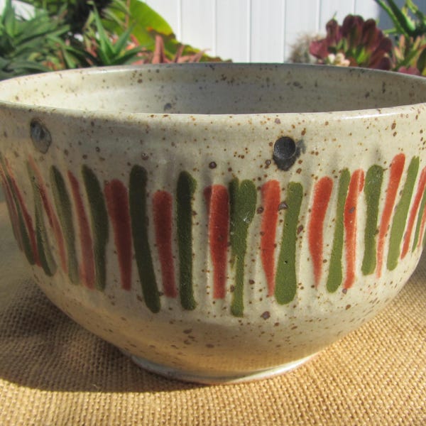 Decorative Stoneware Bowl