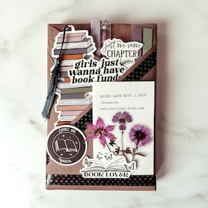 Blind Date with a Book Spicy, Gift Idea for Book Lovers, Care Package for Her, Book Box for Book Club Gifts, Blind Date with Book, Self Care