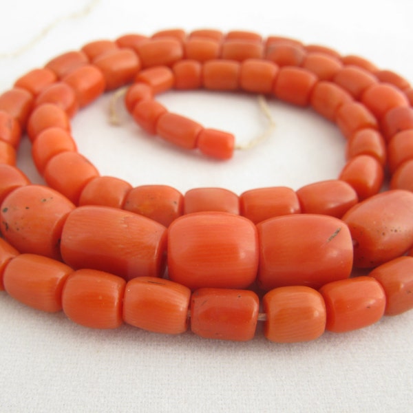 Antik natürliche Knorpelkraut, Korallen Schmuck, mediterrane Korallenkugeln, natürliche Farbe Coral