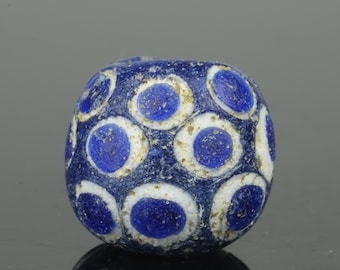 Antique glass bead