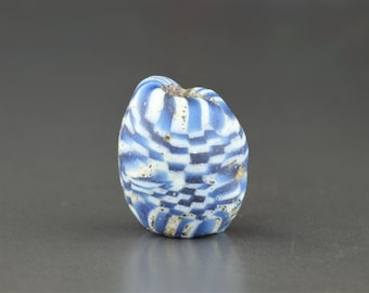 Mittelalterliche Schachbrettperle aus Glas, Antike Mosaikperle aus Glas