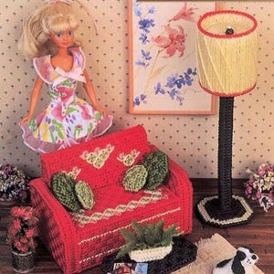 Vintage Plastik Leinwand Muster: Barbie Dream Home Puppenhaus Möbel (Stuhl, Kissen, Blumenkasten, Blumenhocker, Stehlampe, Tisch)
