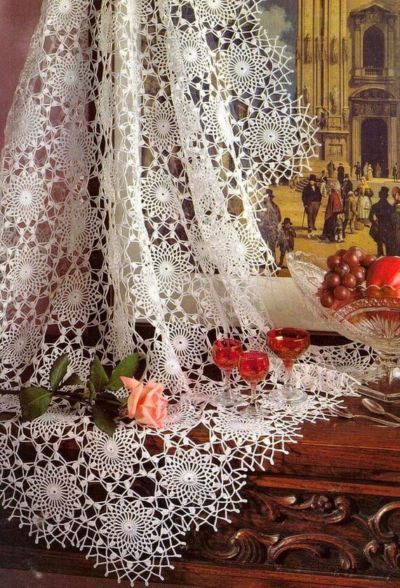 Vintage Crochet Pattern:  Stunning Lace Tablecloth - Diagram Only