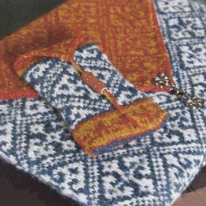 Vintage Knitting Pattern:  Laptop and Cell Phone Cases (laptop case = size S, M, L, XL, cell phone case = one size)
