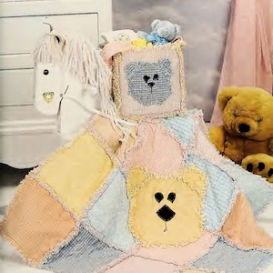Vintage Quilting Pattern:  Teddy Bear Baby Quilt and Tote