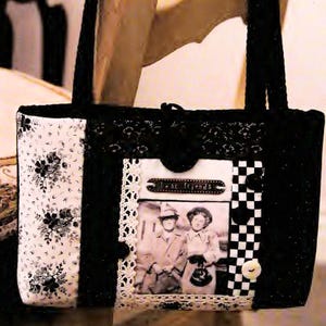 May include: Black and white fabric tote bag with a black and white checkered fabric panel, a lace trim, and a photo of two people with the text "Best Friends" on a brown tag.