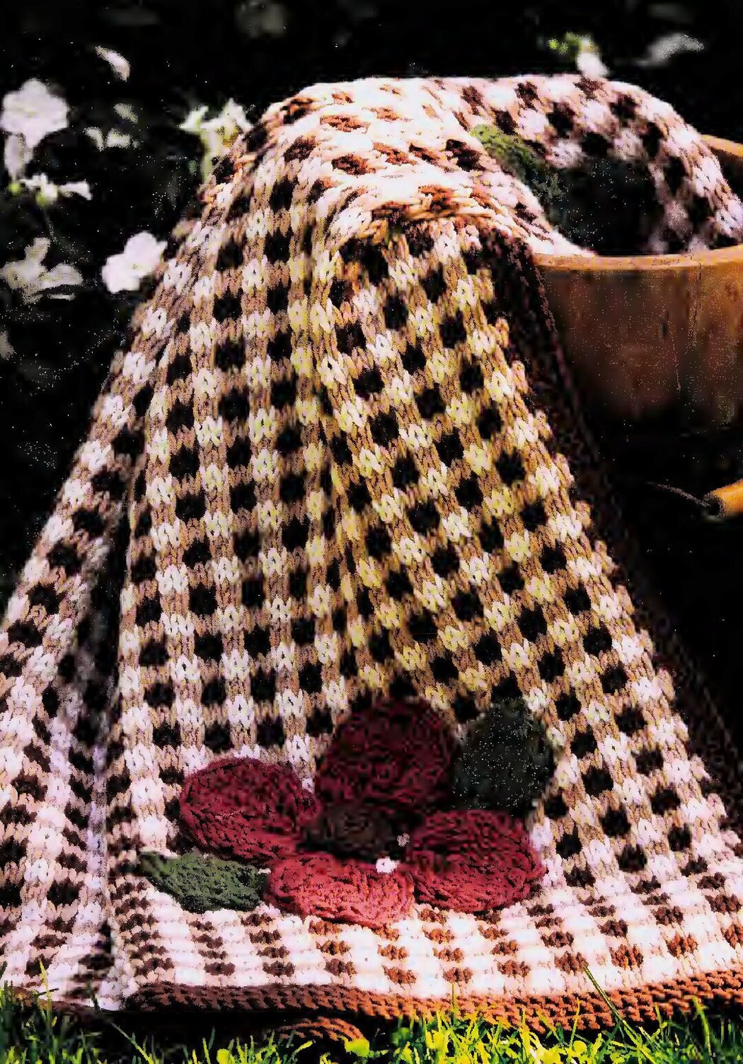 Vintage Knitting Pattern: Gingham Checked Garden Floral Afghan ...