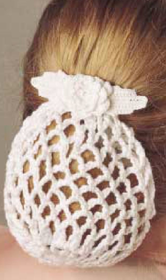 28 Vintage Rose Crochet Patterns: Add Old-World Charm to Your Creations 28 Vintage Crochet Pattern: Irish Rose Snood