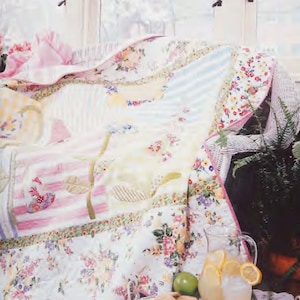 Vintage Quilting Pattern:  Heirloom Shabby Chic Floral Grandma&#39;s Garden Patchwork & Applique Quilt