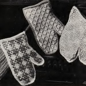 Vintage Crochet Pattern :  Oven Mitts  (1977)