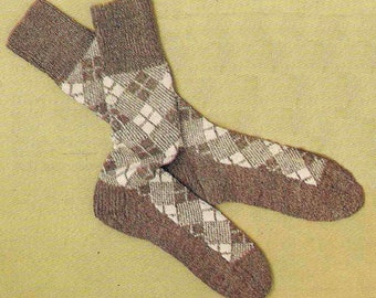 Vintage Knitting Pattern:  Men's Argyle Socks