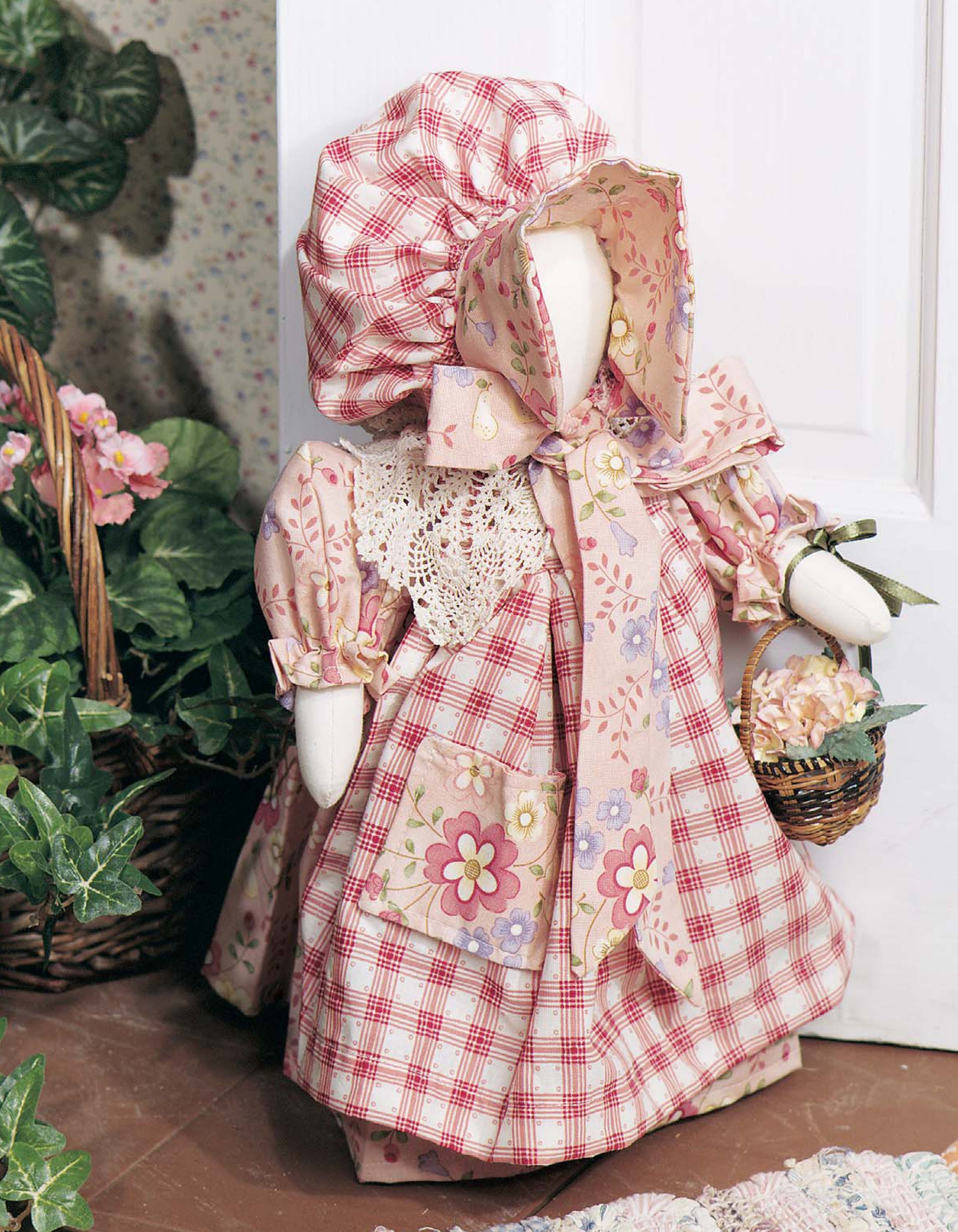Vintage Sewing Pattern:  Sunbonnet Sue Doorstop