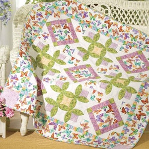 Vintage Quilting Pattern:  Heirloom Floral Country Garden Tulips and Butterflies Lap Quilt
