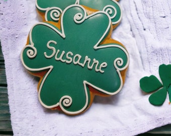 Glückbringer aus Lebkuchen 9.5 cm Personalisierbar mit Namen. Glücksklee