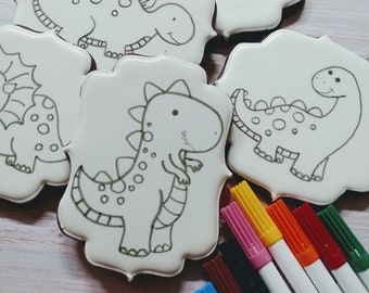 25 Ausmalkekse. Kreativset für Kinder mit Dinosaurier-Motiv aus Schoko- oder Vanillekeks & 8 bunte Lebensmittel-Farbstifte