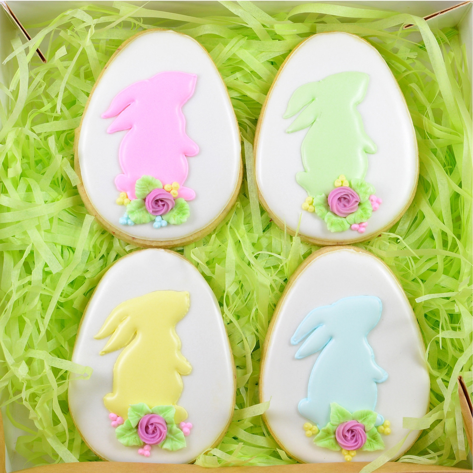 Ostern Geschenkset 4x Bunnies Cookie in Pastellfarben im Geschenkkarton (20*20*4 cm) mit Satinband + Grüßkarte