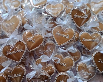 Essbare Platzkarte, handgemachtes Gastgeschenk zur Hochzeit oder anderen Anlässen (9.5 cm). Hochzeitsherz.