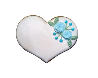 Floral Hochzeitsherz, essbare Tischkarte mit blauen Blumen, handgemachtes Gastgeschenk, Personalisierbar. 10cm