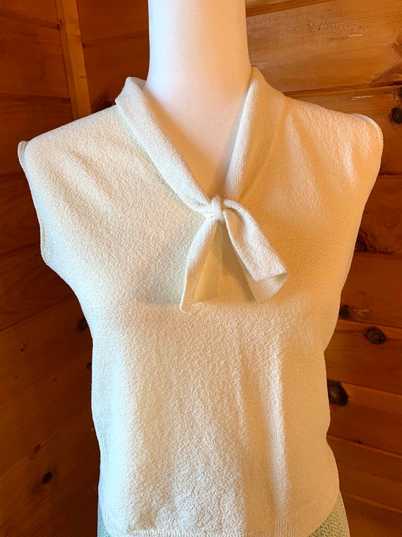 1960’s White Classic Sleeveless Top - Cream - image 2