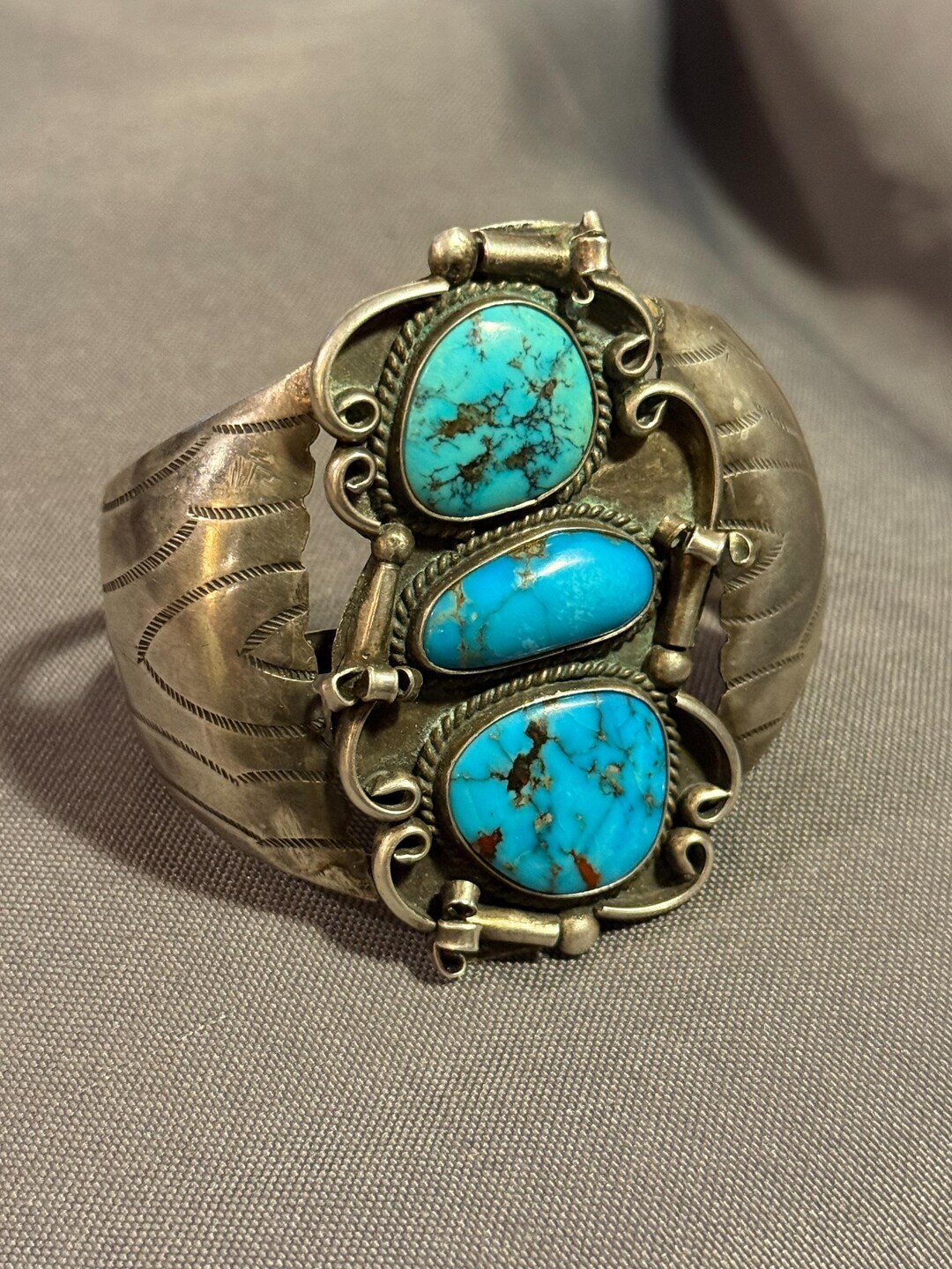 Vintage Native American Old Pawn Southwestern Sterling & Turquoise Cuff ...