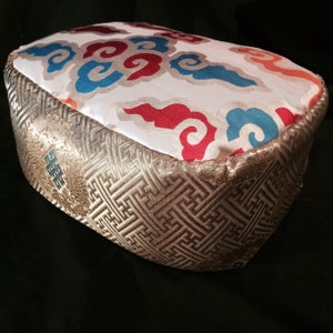 Meditation Cushion ,Tibetan Cushion ,Zafu cushion ,yoga cushion .