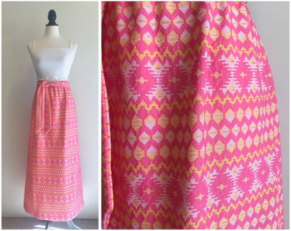 1970s Colorful Pink and Yellow Psychedelic Tie Wai