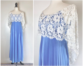 Vintage 1970s Blue Pleated Lace Bertha Collar Off-Shoulder Prom Formal Dress