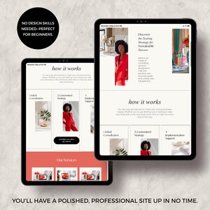 Pode incluir: Dois tablets pretos exibindo um design de site. O site apresenta texto e imagens, incluindo uma mulher de terno vermelho. O texto nos tablets diz "NO DESIGN SKILLS NEEDED" e "YOU'LL HAVE A POLISHED, PROFESSIONAL SITE UP IN NO TIME."