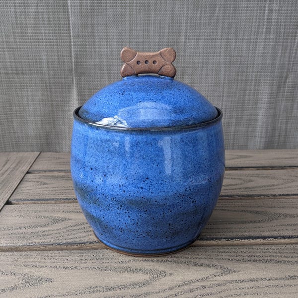 Tarro de cerámica azul para golosinas de perro