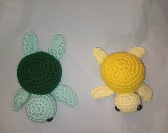 Peluche tortue verte au crochet