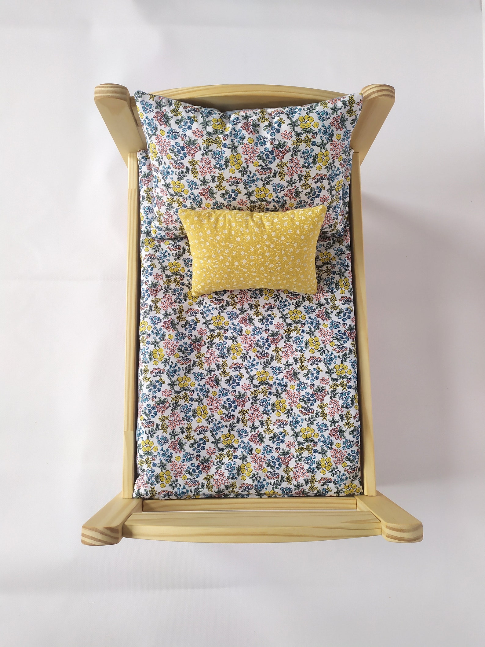 Kitty Tracks Comforter - Cozy Bedding for Pet Lovers main image 0