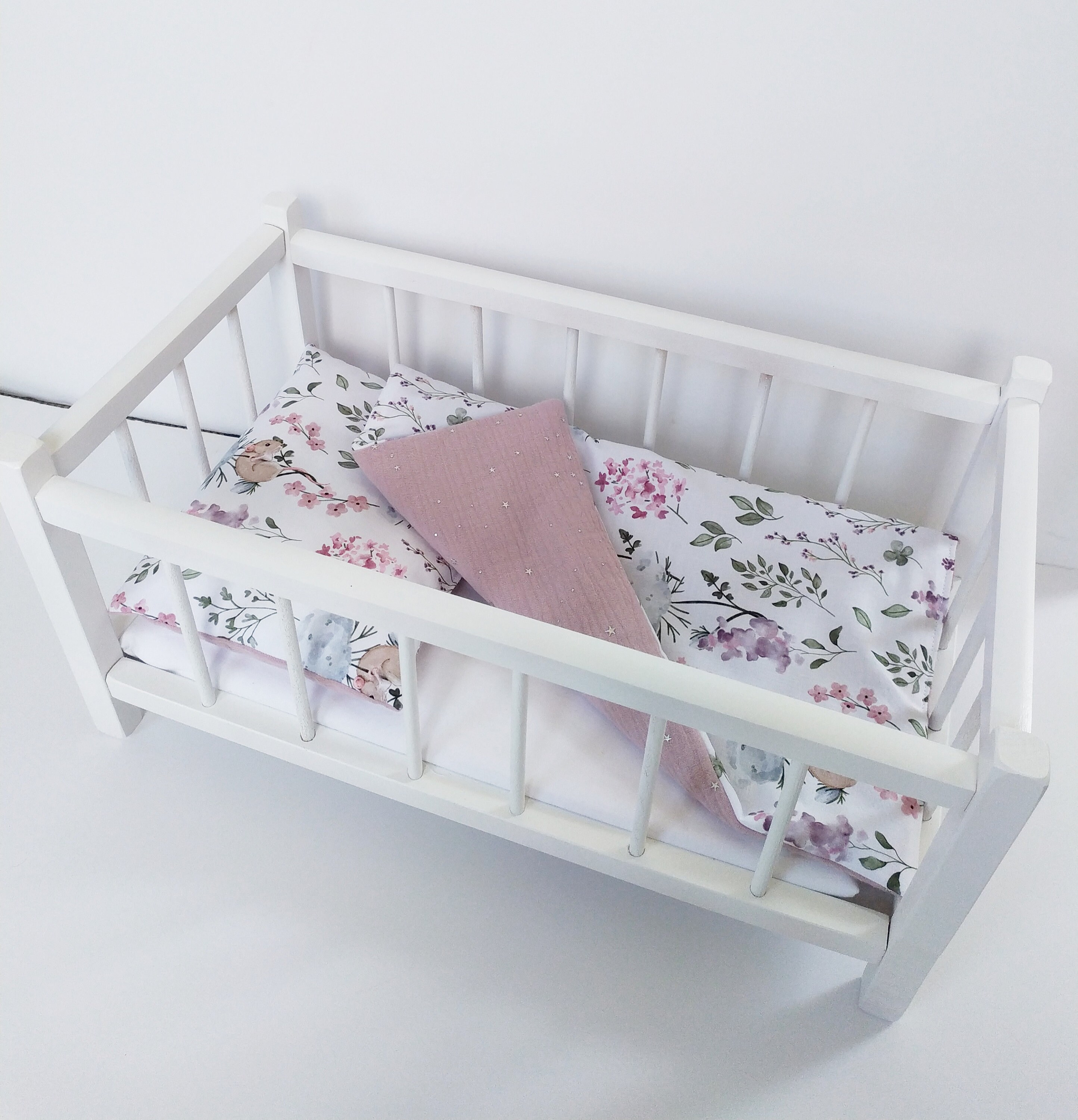 the entertainer dolls pram bedding