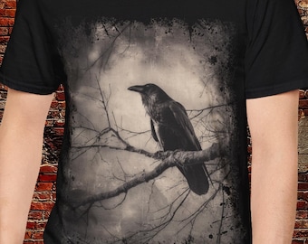 Vintage Raven Shirt Dark Academia Gothic Crow T Shirt Moody Black Bird Graphic Tee Unisex Alternative Art Top Witchy T-Shirt