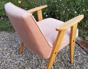 chaise poudrée rose vintage, nue, Mid-Century Modern, années 1960, éthérée, aérée, chaise longue, fauteuil, chaise rembourrée, vintage, blush, personnalisé