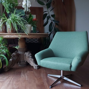 Noble greenish swivel chair, CLUB CHAIR, ambiance, genuine vintage, chrome leg, Mid Century Modern, revolving chair, peaceful, nostalgic,