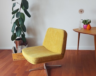 MILA - chaise vintage vintage en velours côtelé jaune moutarde, rétro IKEA Lundgren Design, emblématique pivotant style années 60, moutarde miel, entièrement restaurée, recherché