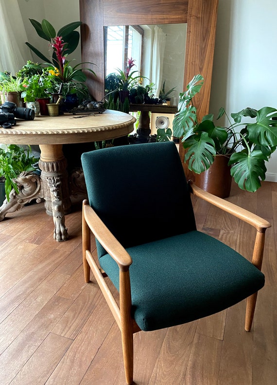 Green retro online chair