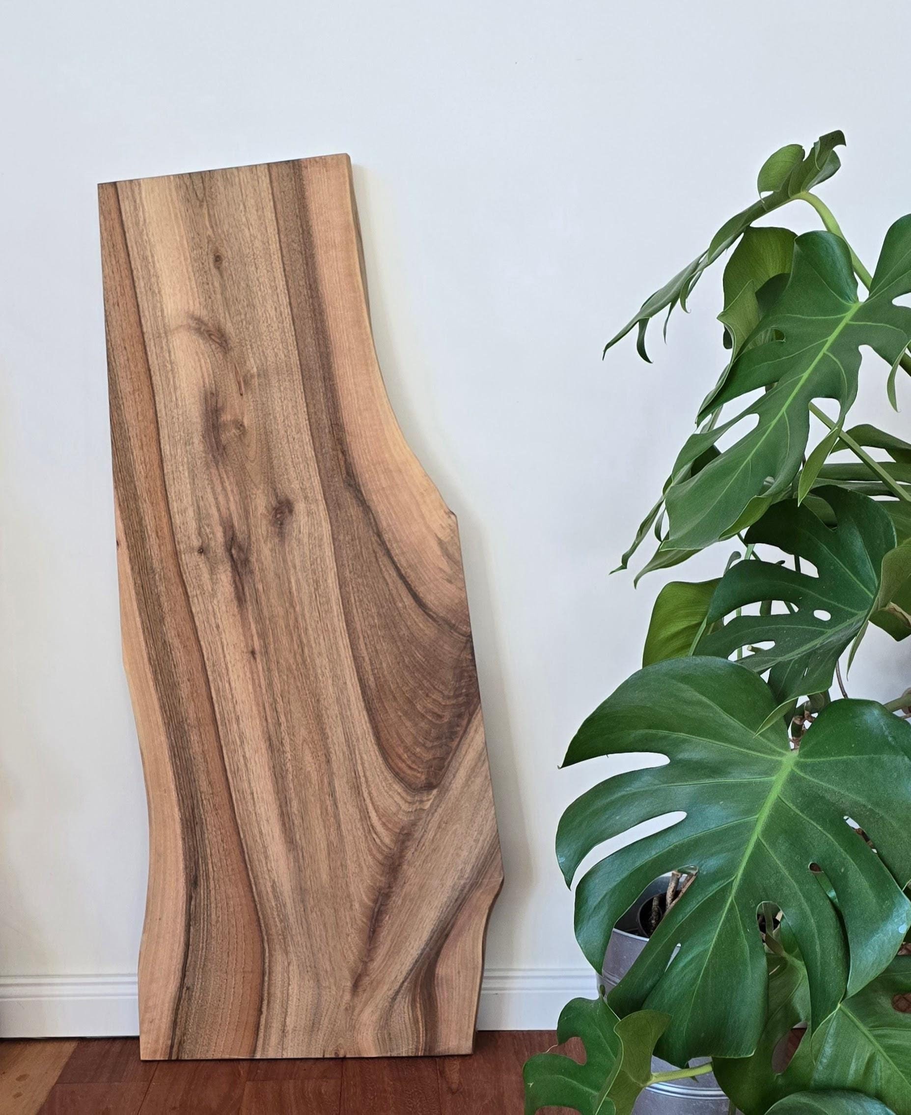 Table Basse En Noyer - Plateau De Table Live Edge, Irrégulier, Organique, Rustique, Personnalisable, Camping-Car, Ambiance Industrielle, Style Banc