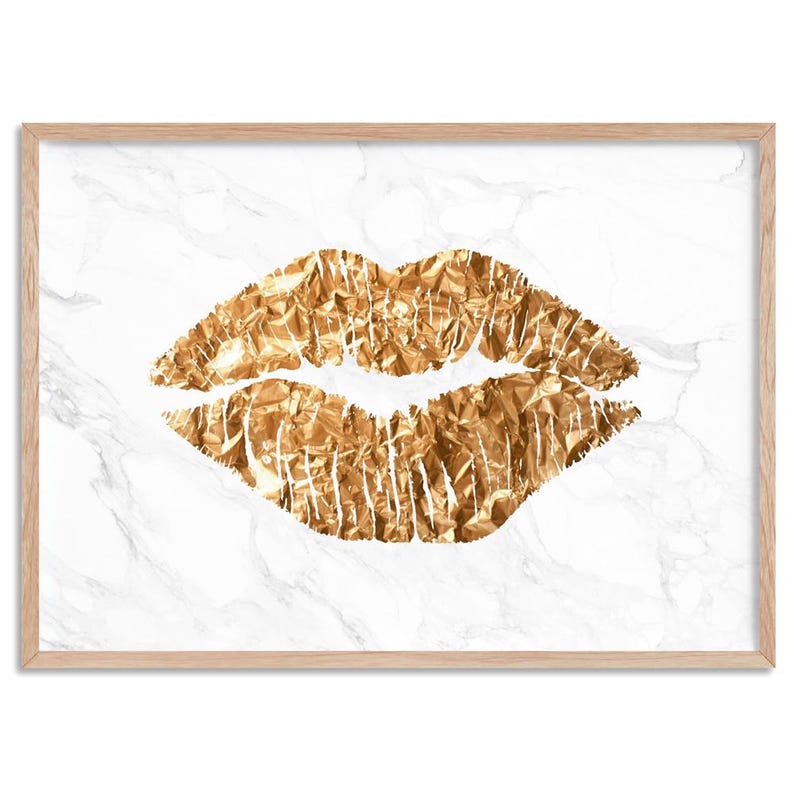 Lips Printed Poster. Gold Look Luxe Design Kiss. White Marble. Chic Fashion Print. Perfect for the Bedroom. High Resolution | HPS-02 immagine 4