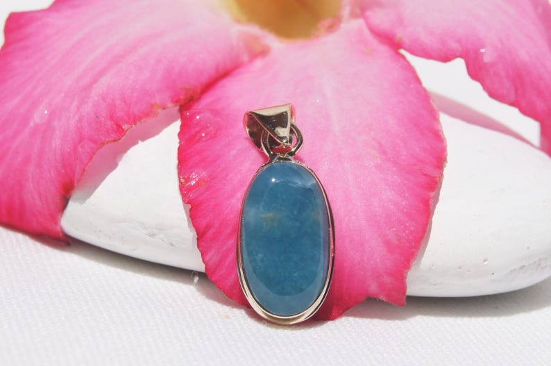 Larimar Pendant Original And Genuine Dominican AAA Handcrafted Marbled Oval Shape Larimar Stone 14K Yellow Gold Pendant Jewelry