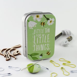 Notions Tin & Needle Minder