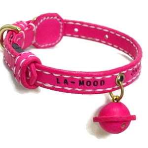 Personalized leather collar - Breakaway cat collar with bell