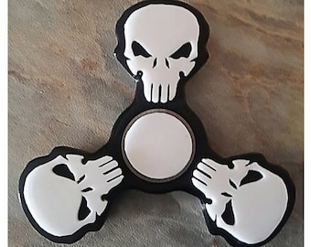 3 Skull fidget spinner