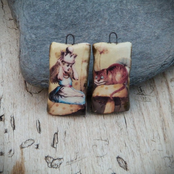 Handmade Alice in wonderland ceramic charms with John Tenniel illustration: Alice with Cheshire cat