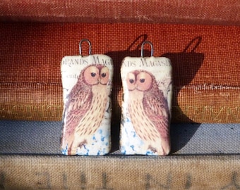 Handmade ceramic charms: illustration of an owl sat on a toadstool