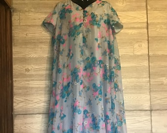 Vintage Bards damnattlinne, blått och rosa blommigt nylonunderkläder, nattlinne, damnattlinne, 1970-tals damsovkläder