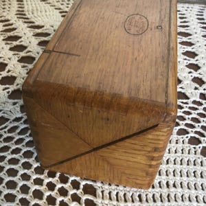 Antique Singer Sewing Machine Wooden Puzzle Box image 7