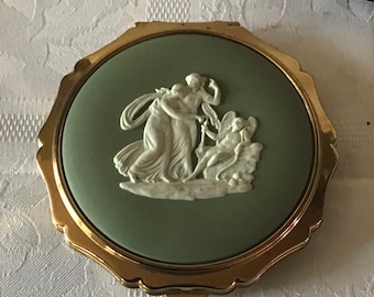 Vintage Stratton Wedgewood Powder Compact, Queens Convertible, Sage Green Wedgewood
