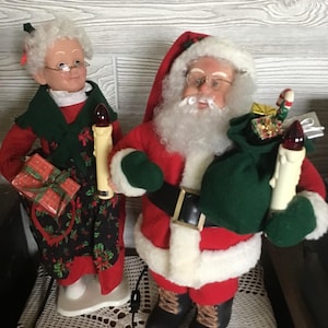 Vintage Animated Santa and Mrs Claus,Illiminated,plugin Mr and Mrs Claus, 19”, 1992, Christmas kitsch