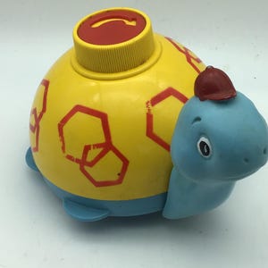 Ruchomy, muzyczny żółw Sankyo, zabawka z lat 70., nostalgia dzieciństwa, retro zabawka dla maluchów, zabawki dla dzieci, zabawa w odgrywanie ról,